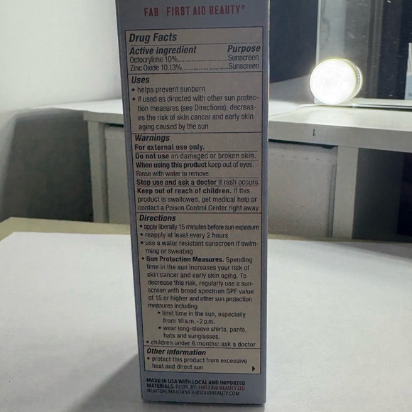 5/$60 First Aid Beauty Ultra Repair Face Moisturizer - SPF 30 - Picture 3 of 4